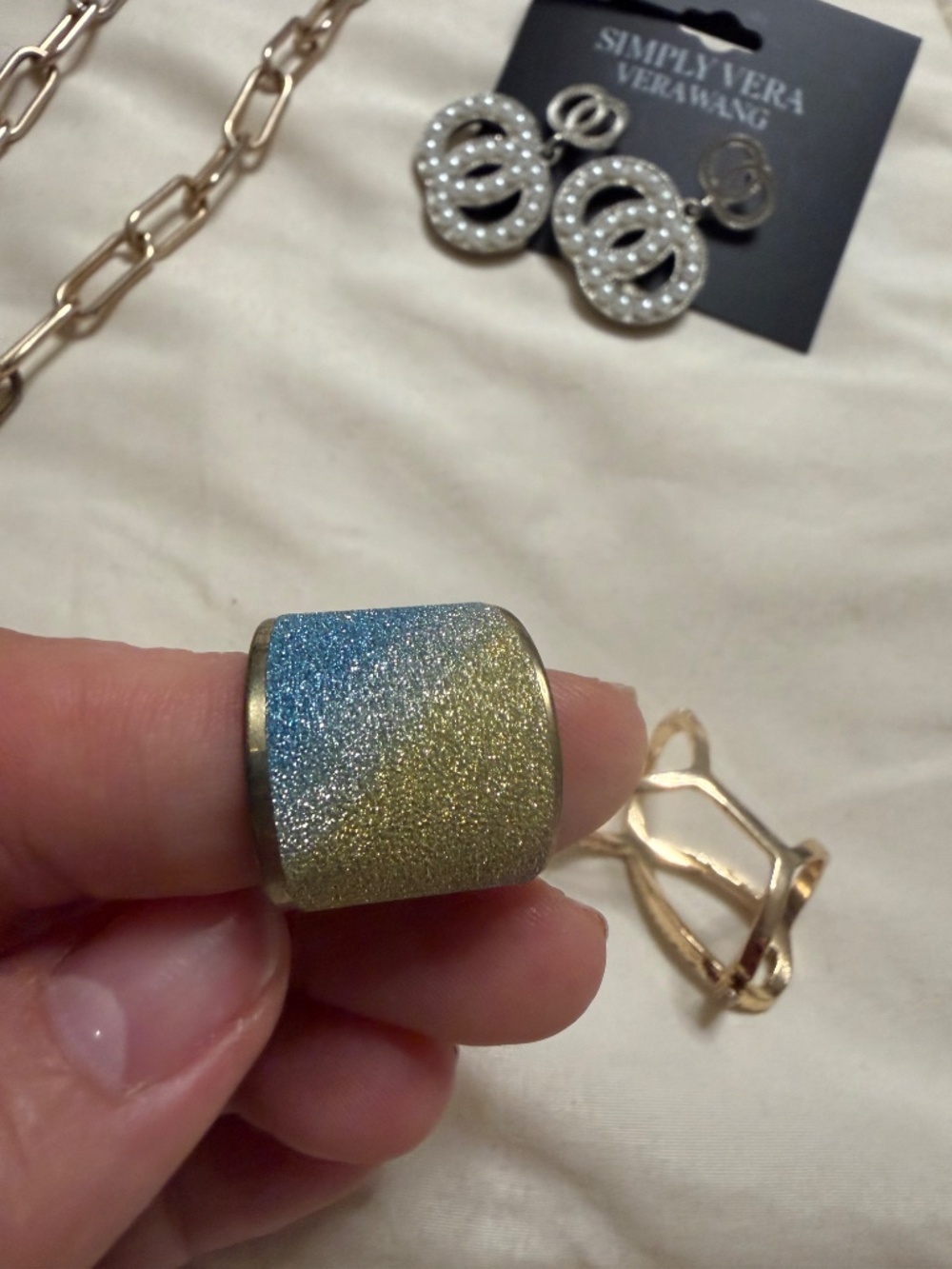 Jewerly - Picture 4 of 5